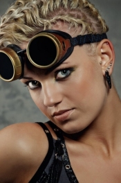 Ukher Com Gorgeous Steampunk Hairstyles Copy Their Steampunk Style